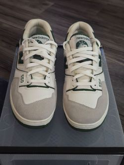 New Balance 550 "White Green" - Men's Sz 9.5 - DS + Clear Display Case)