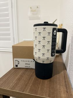 Hydrojug STELLA 20 oz Traveler