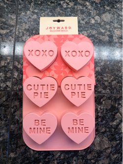 Silicone baking molds