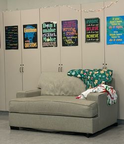 Comfy love seat/Couch
