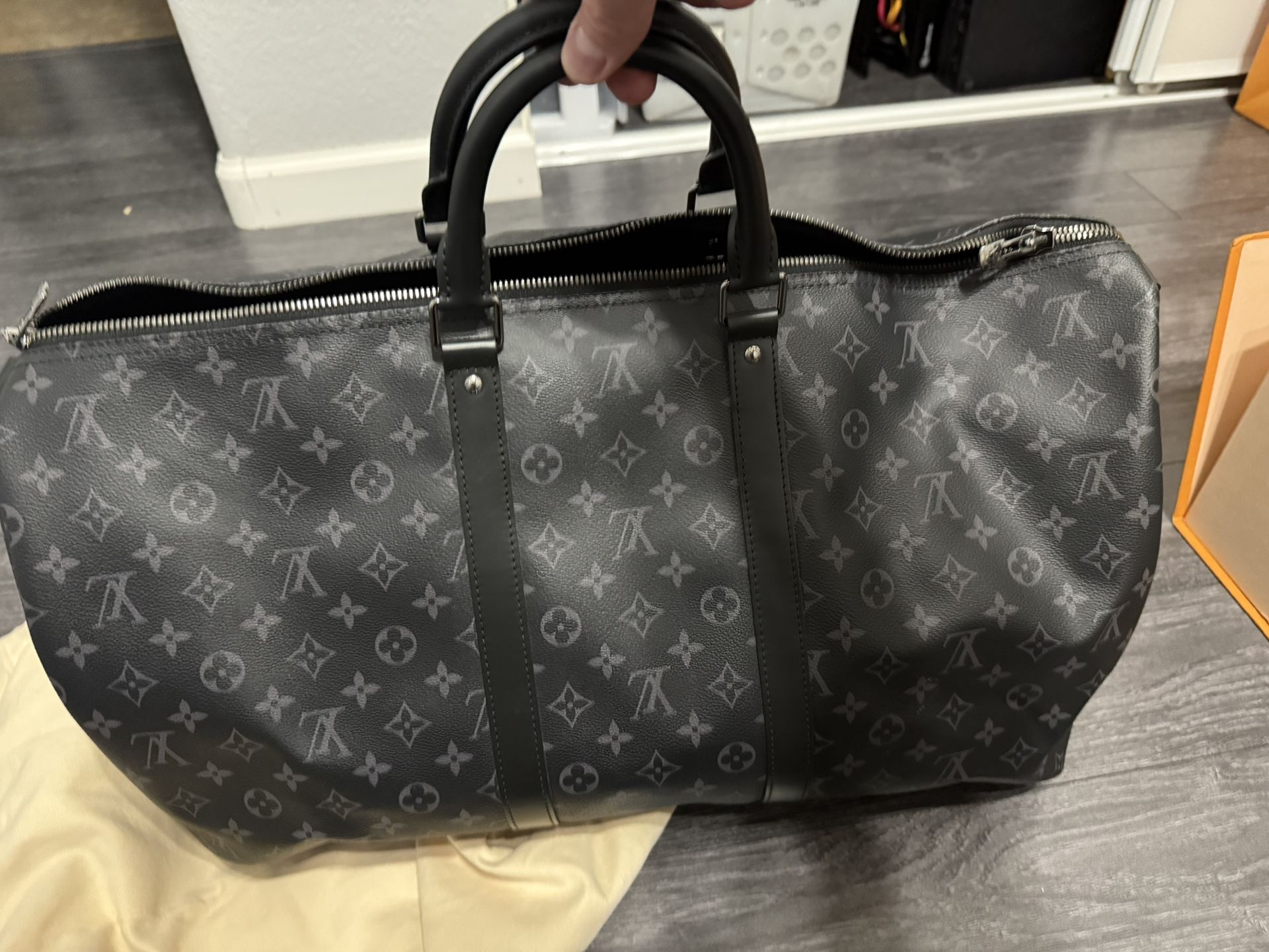 Louis Vuitton Keepall Bandoulière 50
