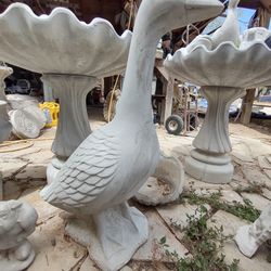 Concrete Goose Ornament 