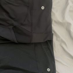 Lulu black leggings M