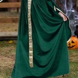 Size 10-12 Medieval Renaissance Youth 