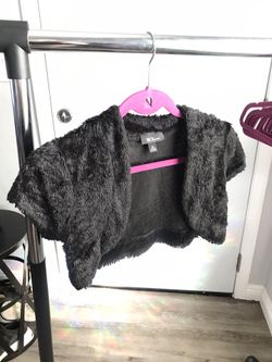Crop faux fur cover