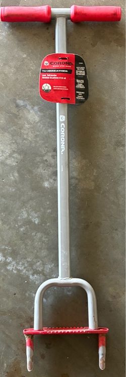 Corona YardBreather Lawn Soil Aerator
