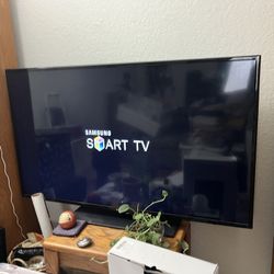 Older 55’ Samsung Smart TV 