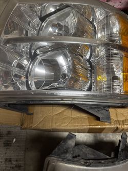 07-13 Silverado headlights