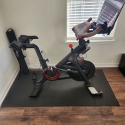 Peloton plus bike