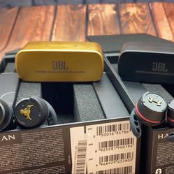 JBL Under Armour Wireless Sport Headphones Earbuds True Flash In-Ear Gold  And Black NEW  