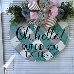 Double Sided Door Hanger With Removable Bows