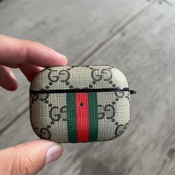 Gucci Airpods Case