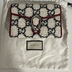 Gucci Wallet/handbag