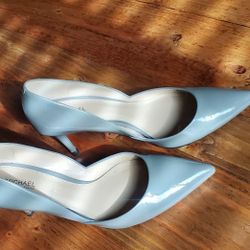 Michael Kors Grey Patent Leather Heels!!