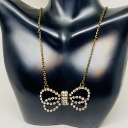 Beautiful necklace with rhinestones