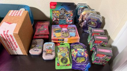 Pokemon & Lorcana Trading Card Game Lot