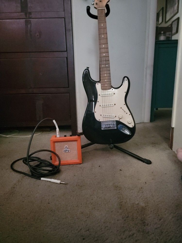 Eletric Quitar And 12v Amp