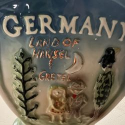 Vintage 1972 Jim Beam Bottle Decanter Germany Land of Hansel & Gretel Munchen