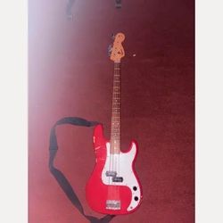 Squier Affinity Precision Bass 4-string Bass Guitar - Torino Red (2000)