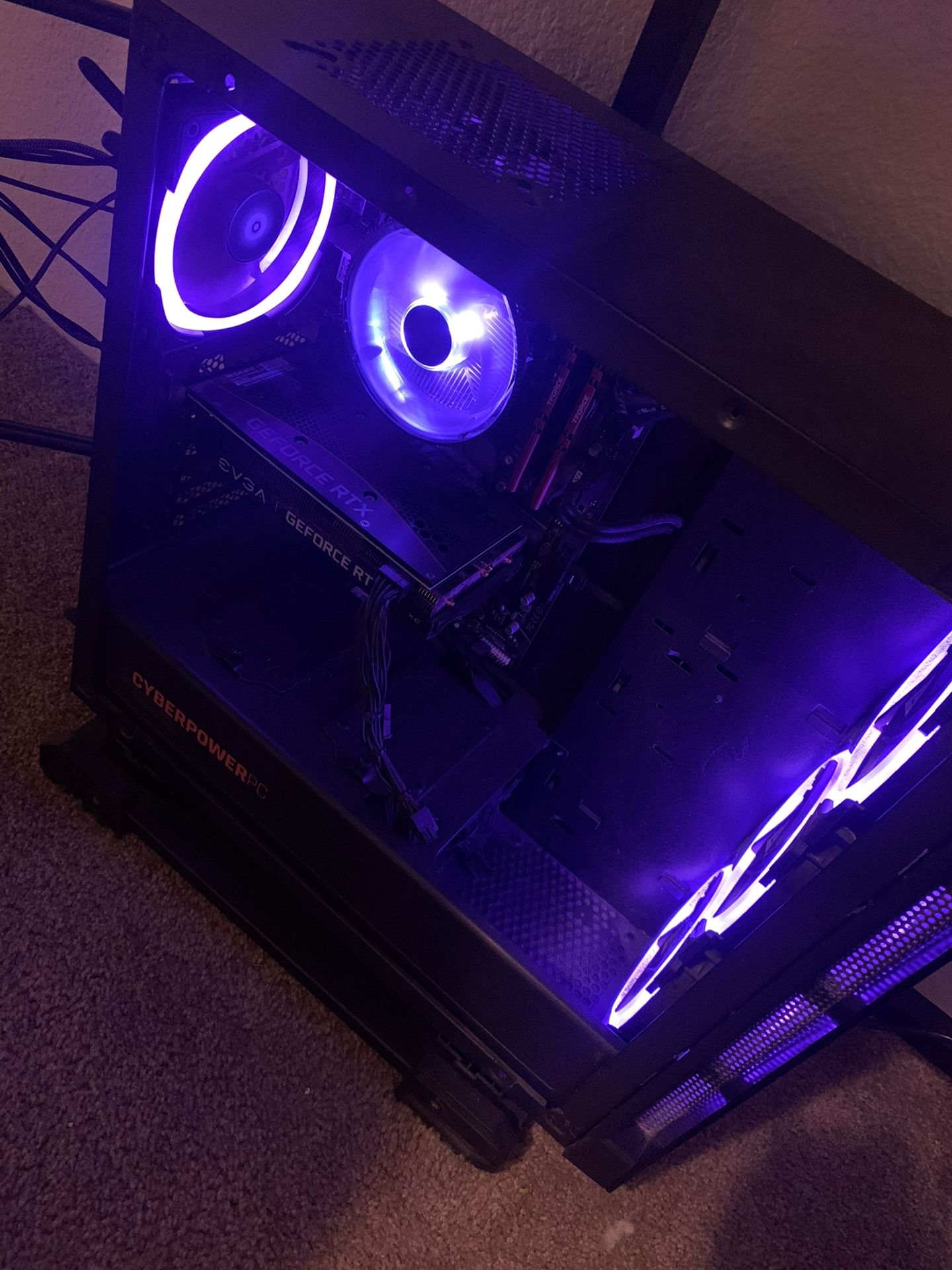 Cyberpower PC, 2 Monitors, Lots of extras.