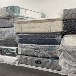 MATTRESS. SALE. BRAND NEW. 🆕 TWIN SIZE $115. FULL SIZE MATTRESS $175. QUEEN SIZE $190. KING SIZE $335 LOCATION 303 POCASSET AVE PROVIDENCE RI OPEN 