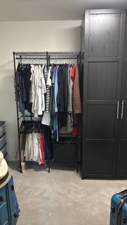 Black Wire Double Rod Clothing Rack