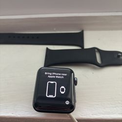 Apple Watch Series 3 42mm GPS Space Gray - Works - Scratches - Band - Charger 