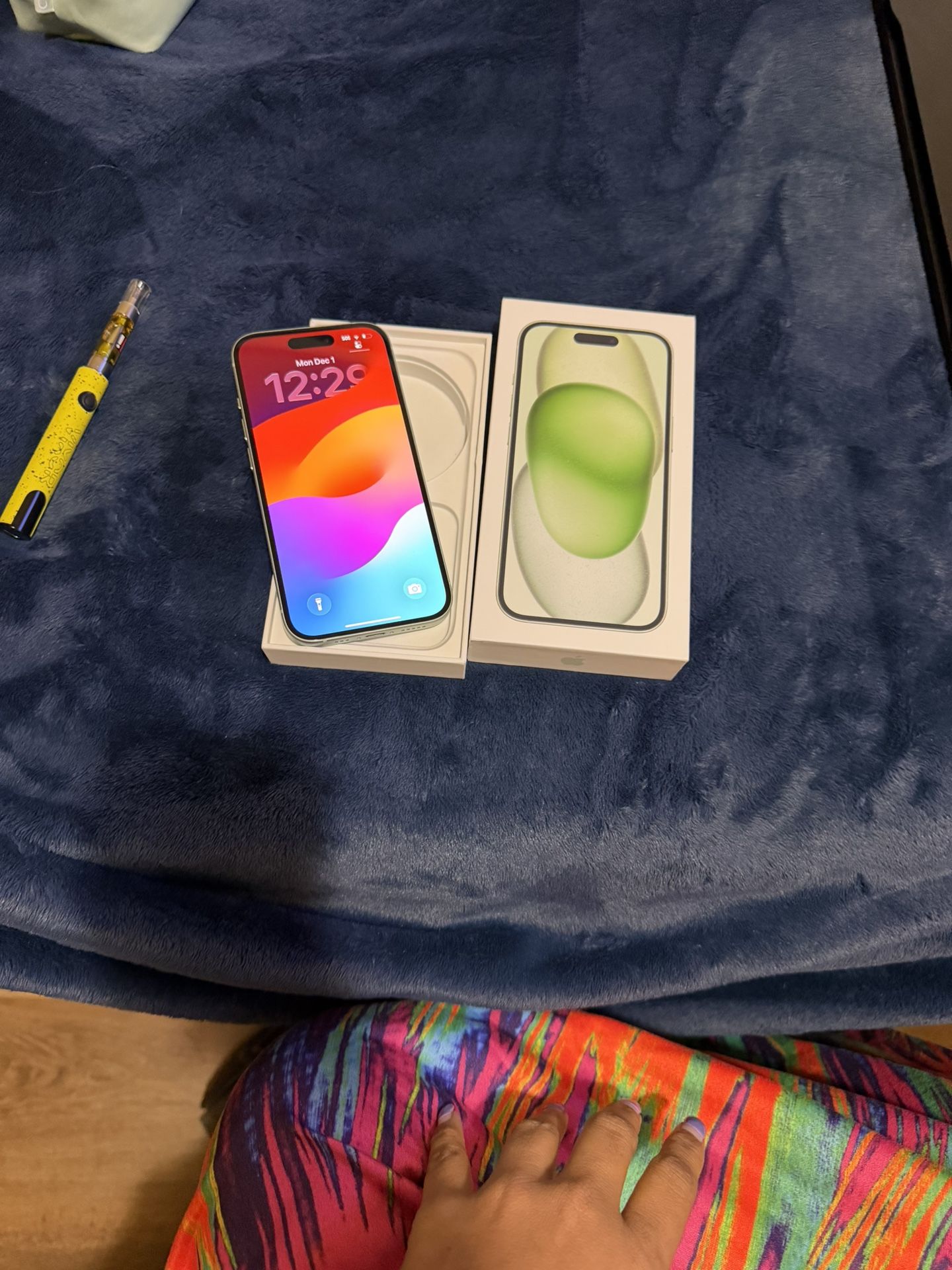 128 IPhone 15 Green 