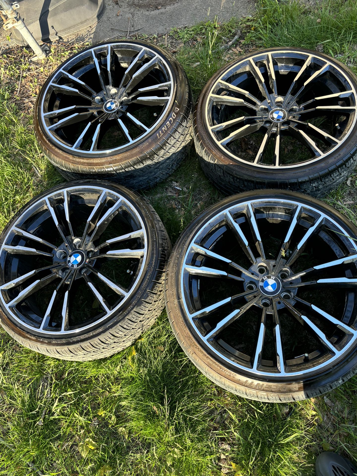 bmw m5 2022 tires with rims 