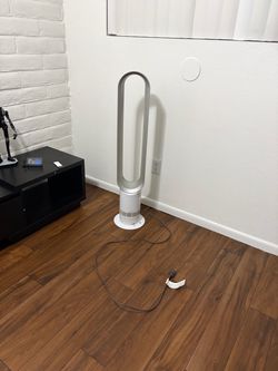 Dyson Bladeless Tower Fan