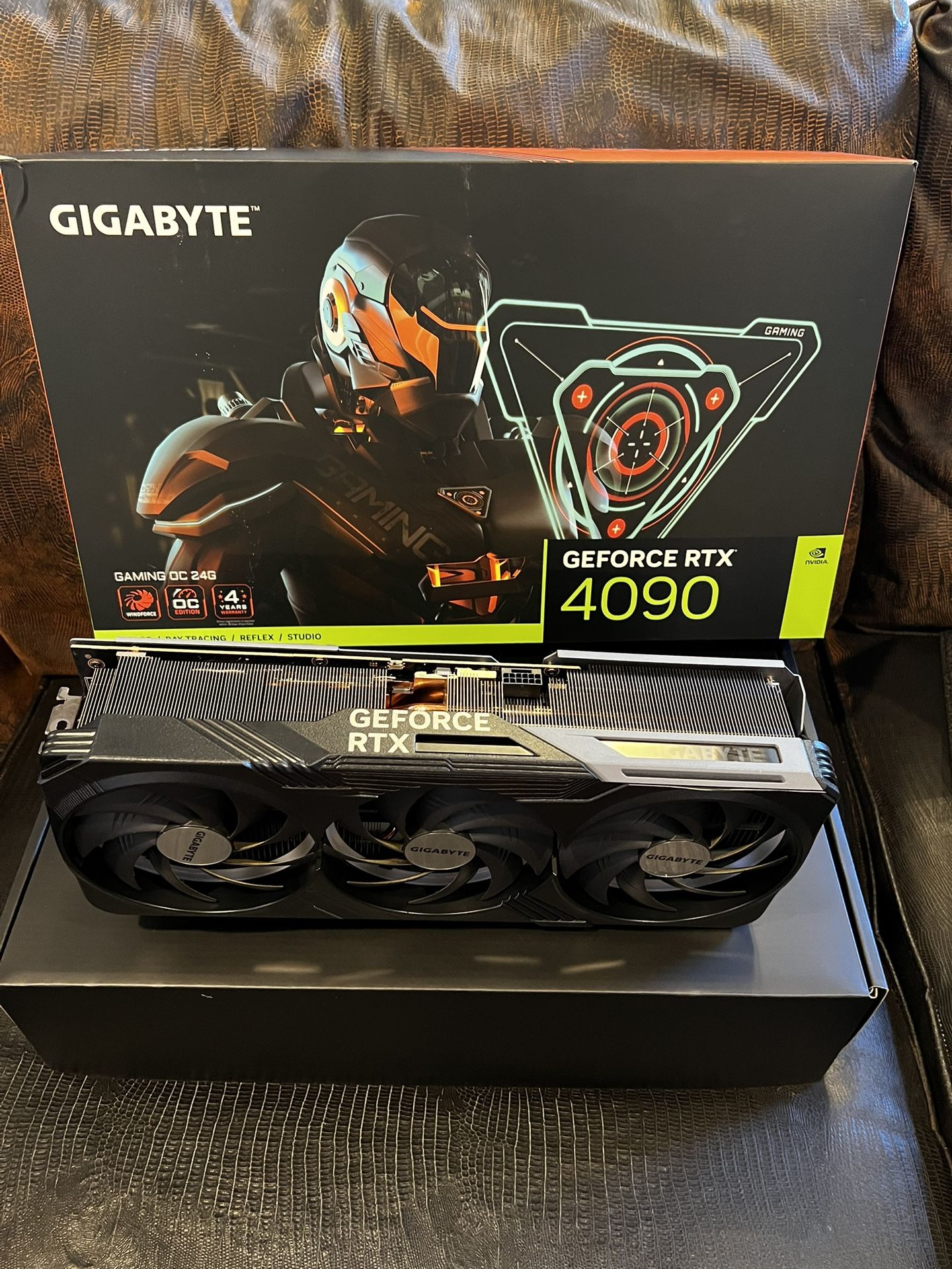 Nvidia RTX 4090 Gigabyte Gaming OC 
