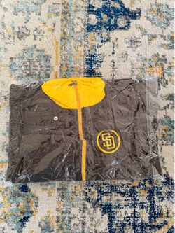 San Diego Padres Puffer Vest - Adult Medium
