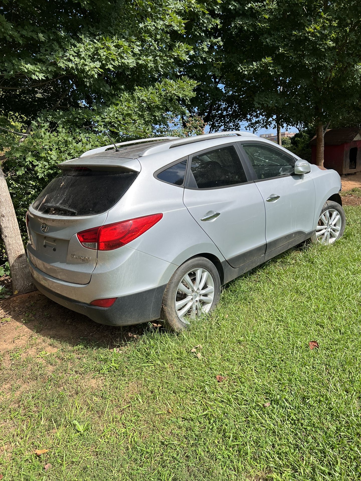 Hyunda y Tucson Parts 2010