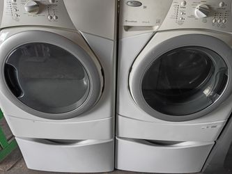 450 Whirlpool washer and dryer I'm pedestal comes with tonight you get warranty free parts and labor deliveries available