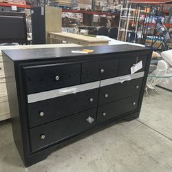 Dresser, Black Wood Dresser, Jewelry Drawer, Brand New Never Used 