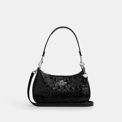 Teri Shoulder Bag In Signature Leather