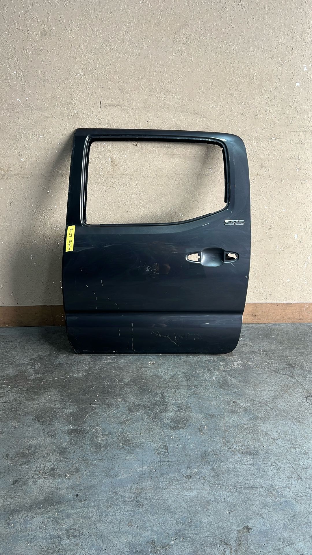 16-23 Toyota Tacoma Left Rear Door 2016 2017 2018 2019 2020 2021 2022 2023