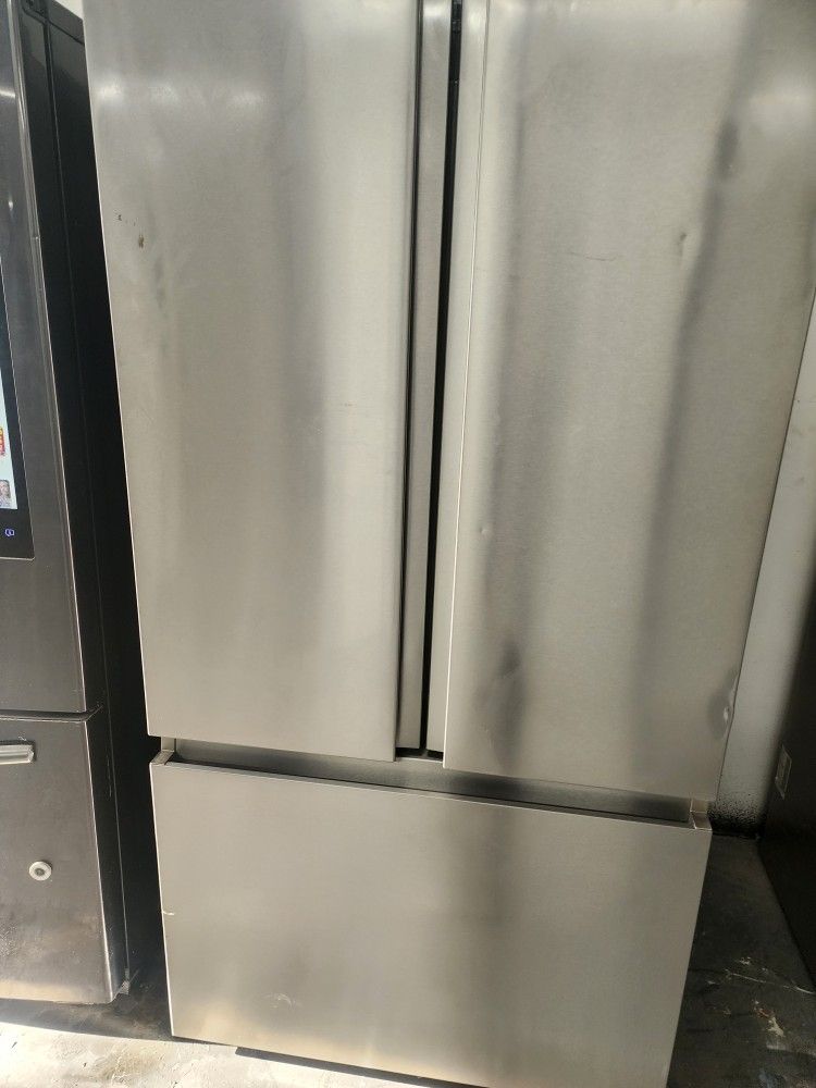 HISENSE REFRIGERATOR FRENCH DOOR 