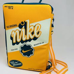 Nike Vintage Shoebox Bag