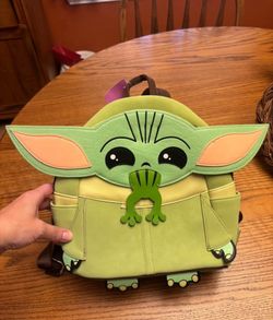 Loungefly yoda bag
