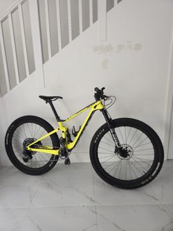 SCOTT Spark Full Suspension Mountain Bike – 29” – SRAM GX AXS – Size Small