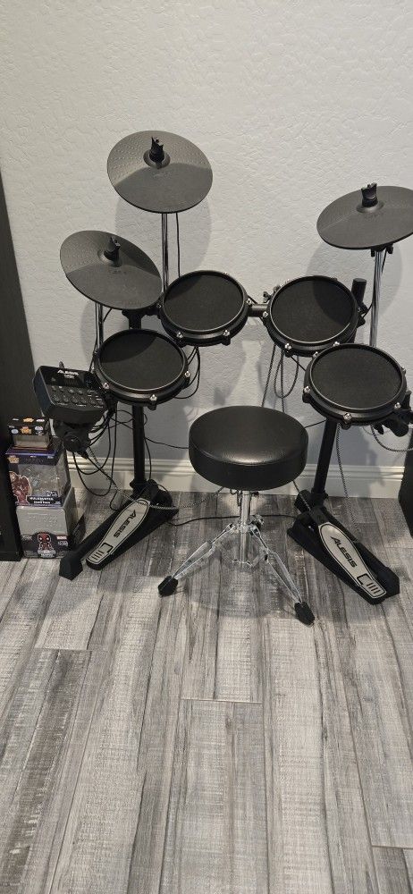 Alesis Electric Drum Set