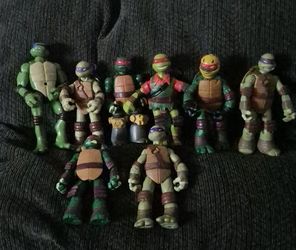 Ninja Turtles Action Figure Bundle
