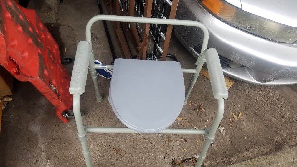 Portable stool