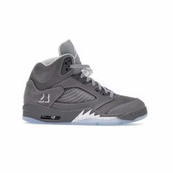 Grey wolf Jordan 5 size 9m