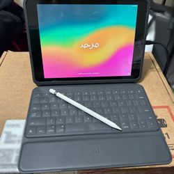 iPad 7th gen with keyboard case and Apple Pencil