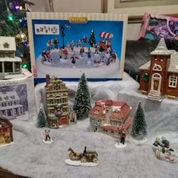Christmas Village Lot of 15pcs.