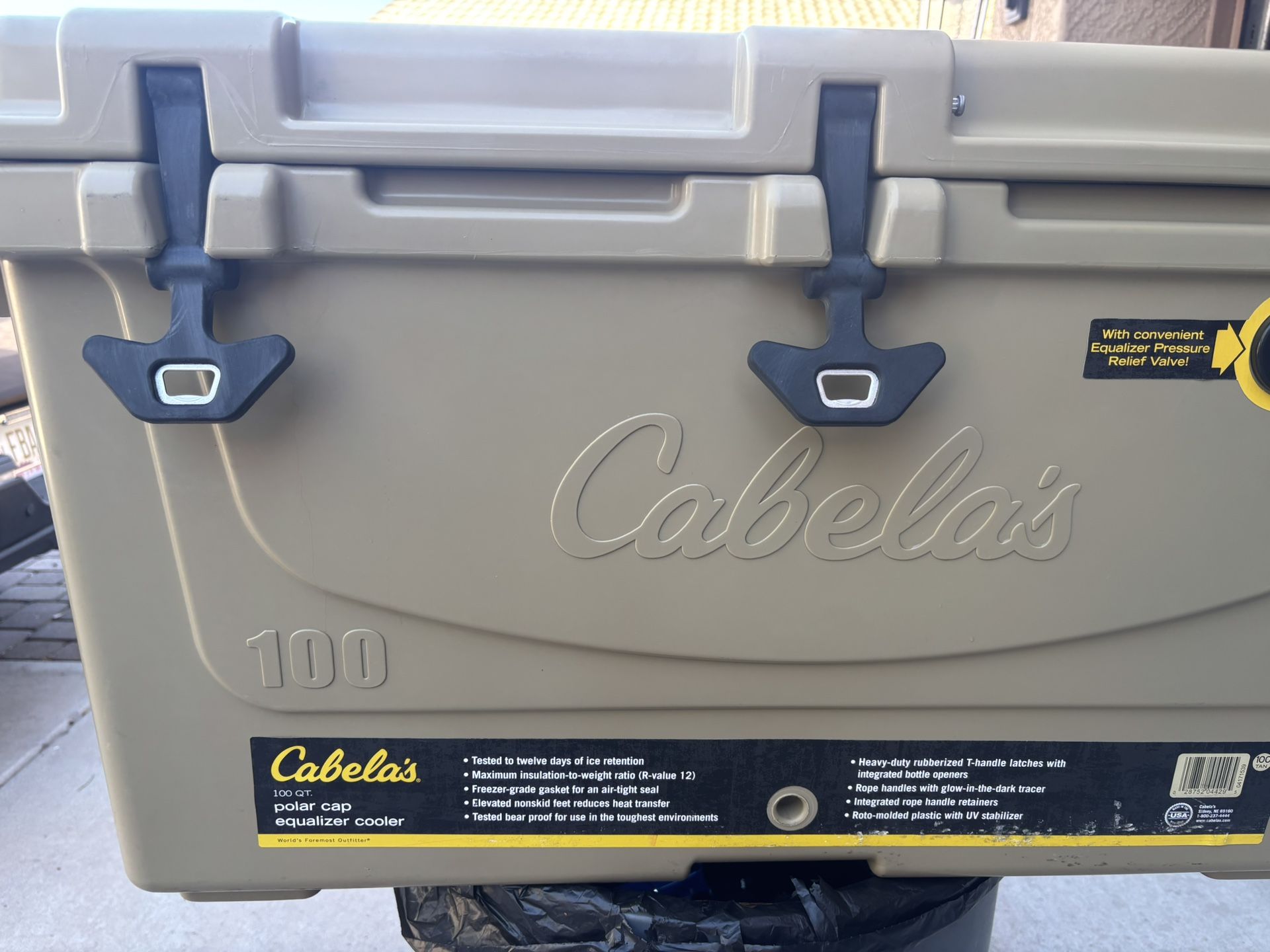 Cabelas Polar Cap Cooler  100 Quart Qt