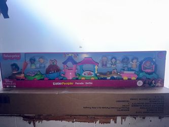 Disney little people princess parade