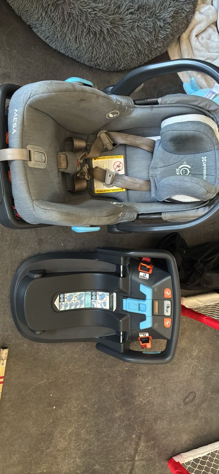 Uppa Baby Mesa Car seat